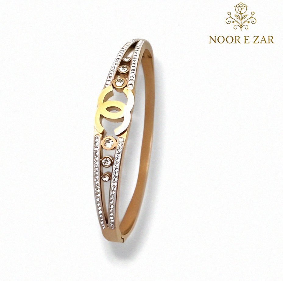 Eternelle Grace Bangle