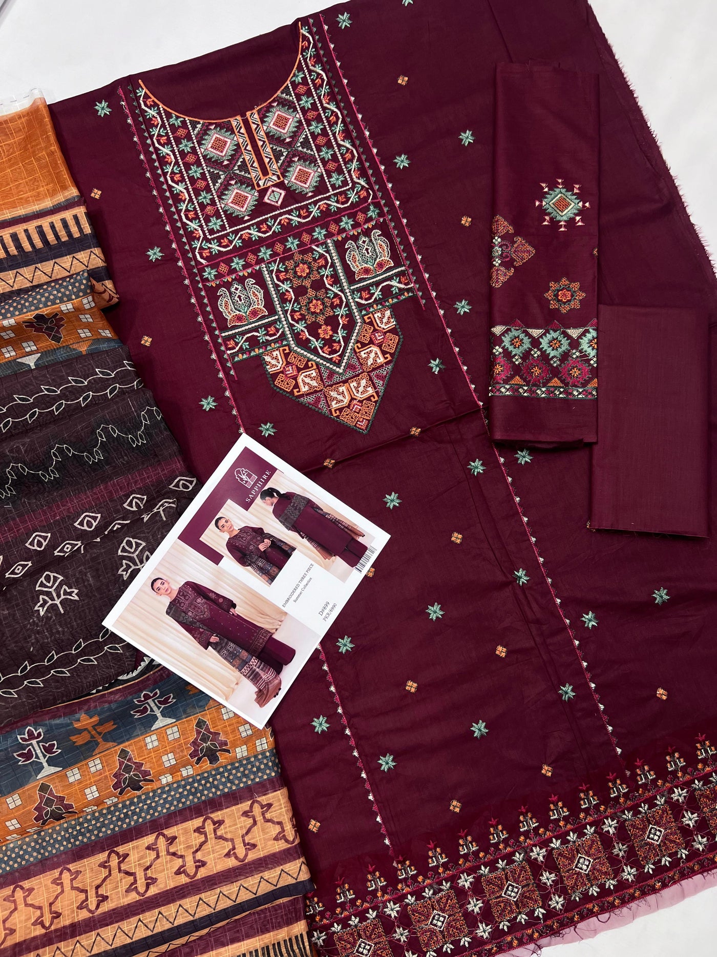 SAPPHIRE LAWN EMBROIDERY SUIT (3 PIECE)