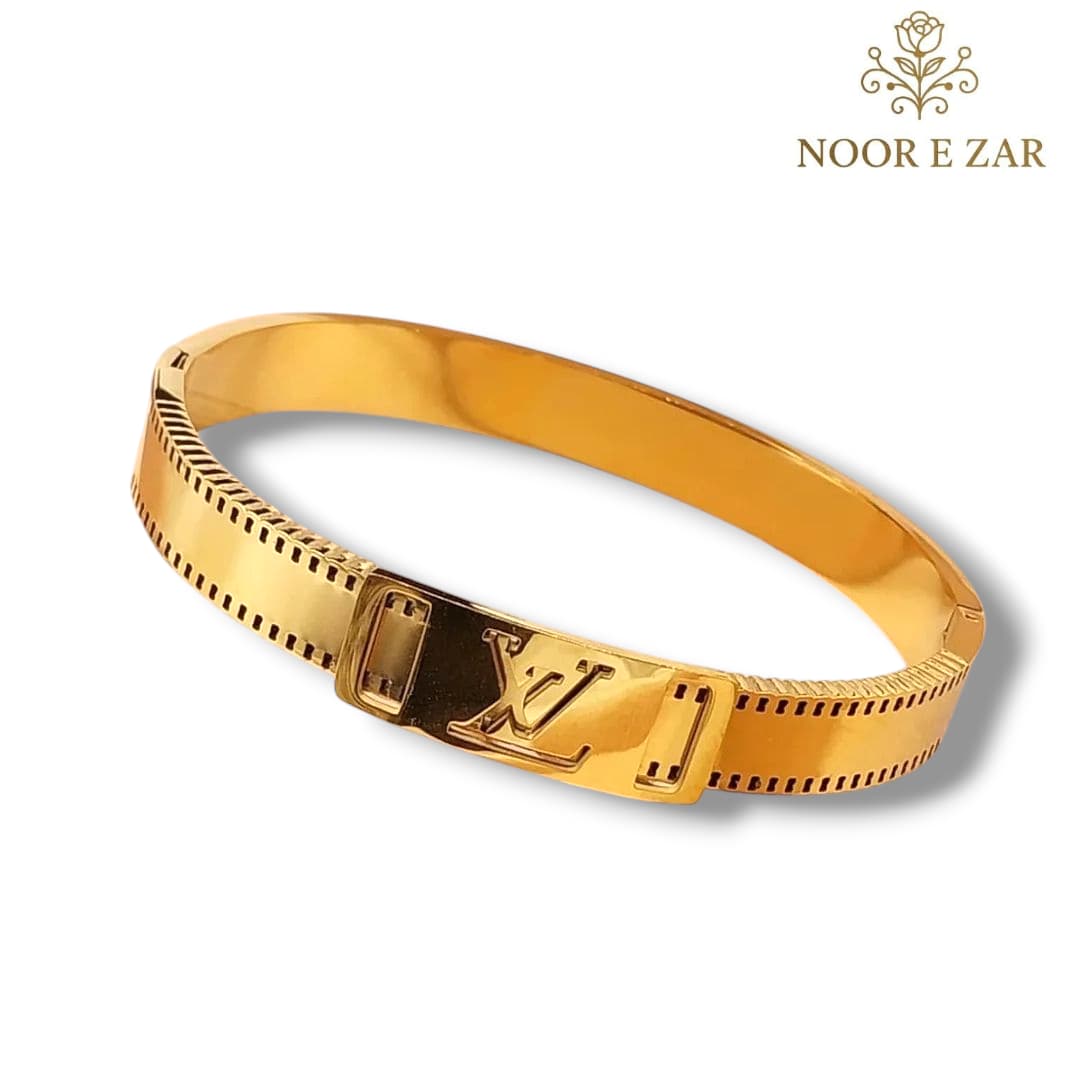 Imperial Buckle Bangle