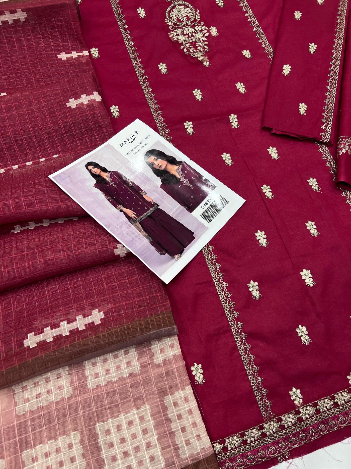 MARIA B  LAWN  EMBROIDERY SUIT (3 PIECE)
