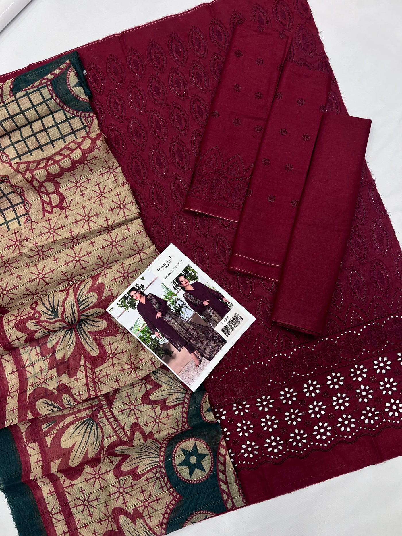 MARIA B LAWN EMBROIDERY SUIT (3 PIECE)