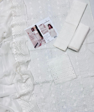 ZARA SHAHJAHAN CHIKANKARI LAWN SUIT (3 PIECE)