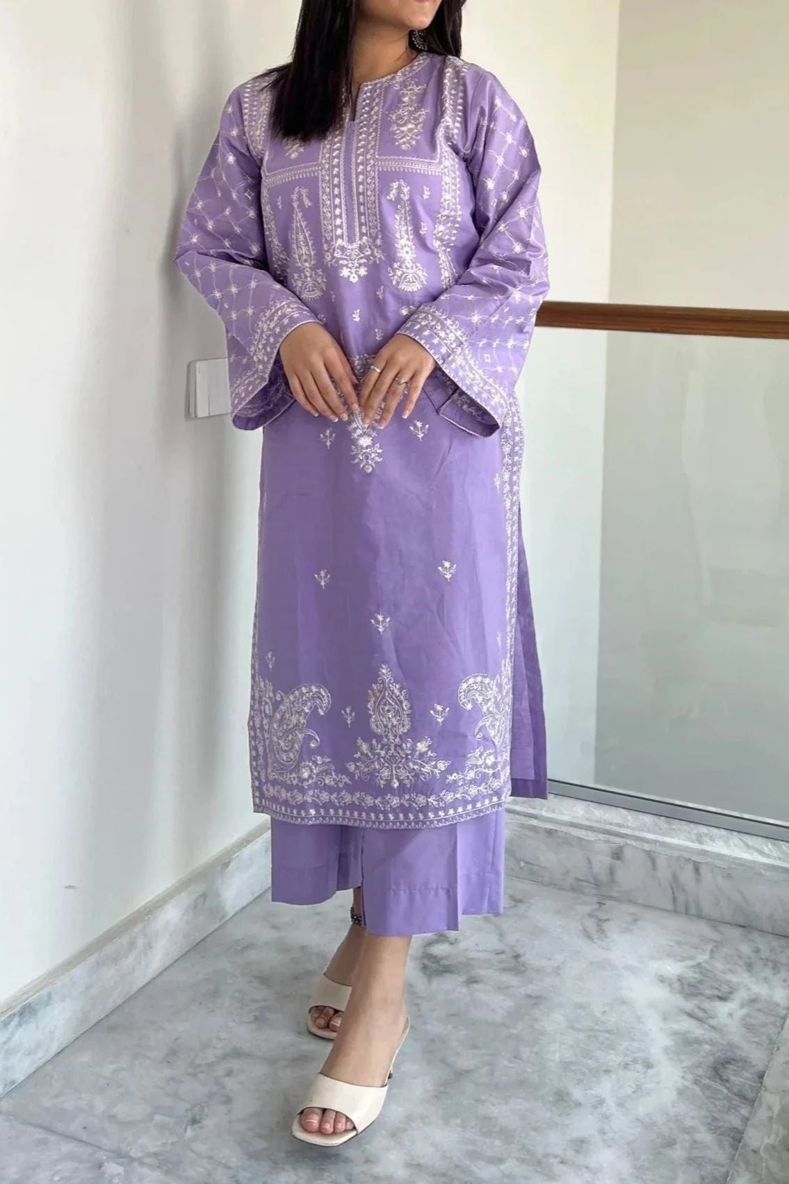 BAREEZE LAWN EMBROIDEY SUIT (2 PIECE)