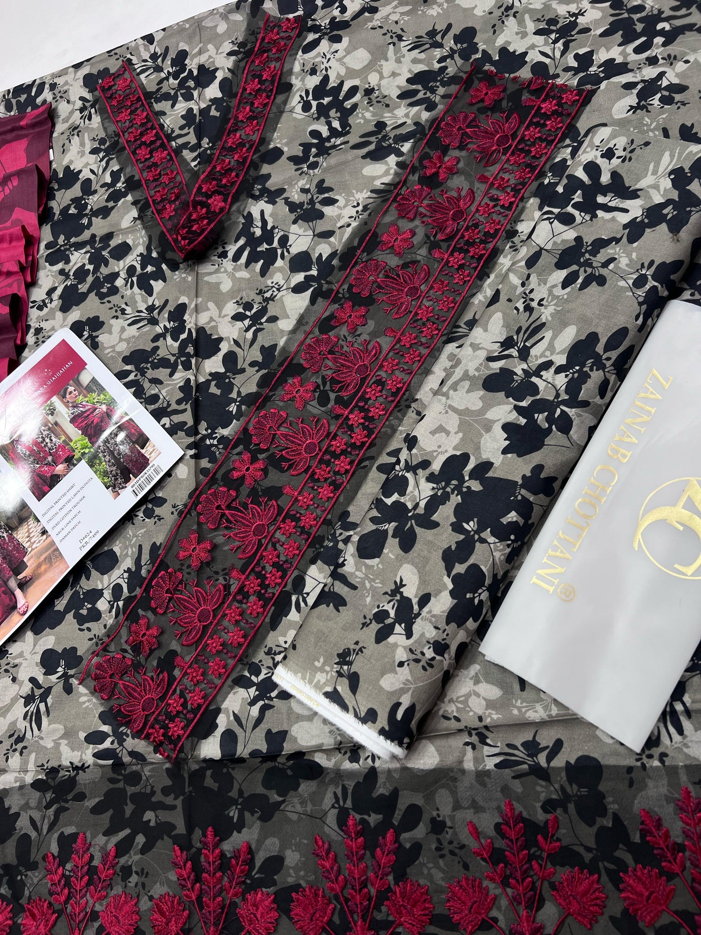 ZARA SHAHJAHAN LAWN EMBROIDER SUIT (3 PIECE)