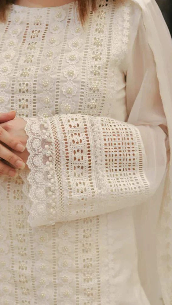 ZARA SHAHJAHAN CHIKANKARI LAWN SUIT (3 PIECE)