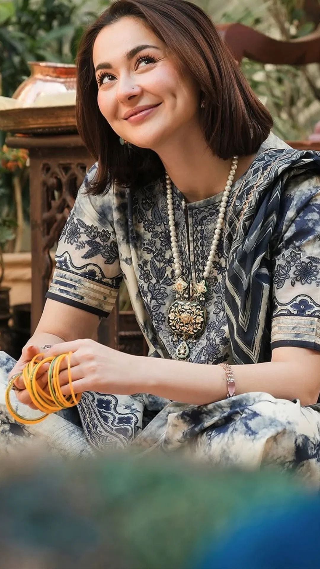 SAPPHIRE LAWN EMBROIDER SUIT (3 PIECE)
